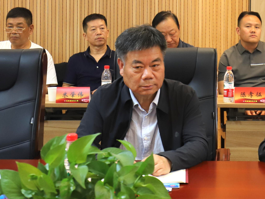 胡新社(1)(1).png