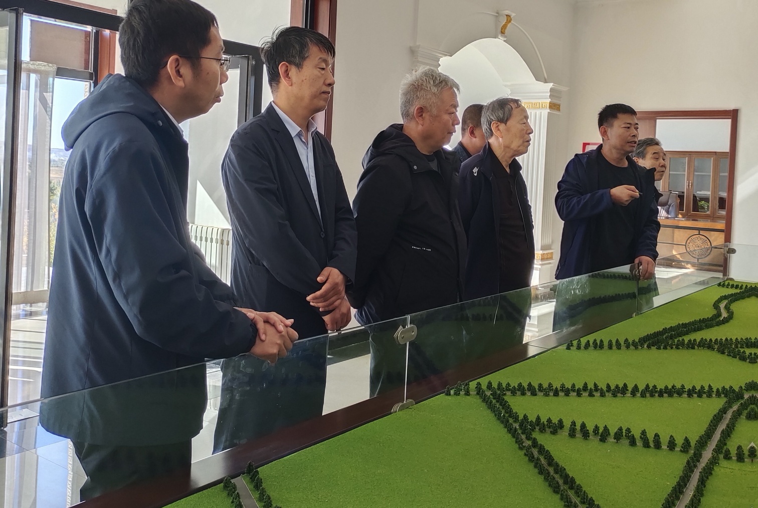 內蒙古赤峰市關工委領導調研元寶山區關工委工作并給予高度評價