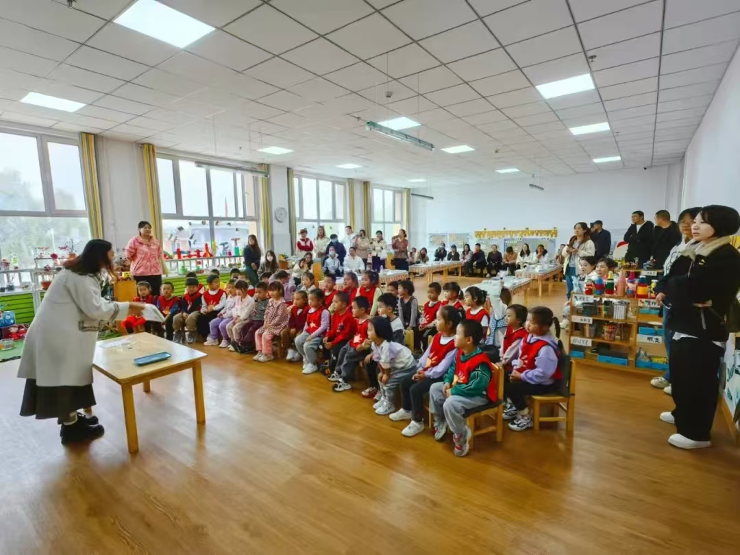別樣“老師”“童”樣精彩 ——內蒙古赤峰市元寶山區第五幼兒園中班家長半日開放體驗活動