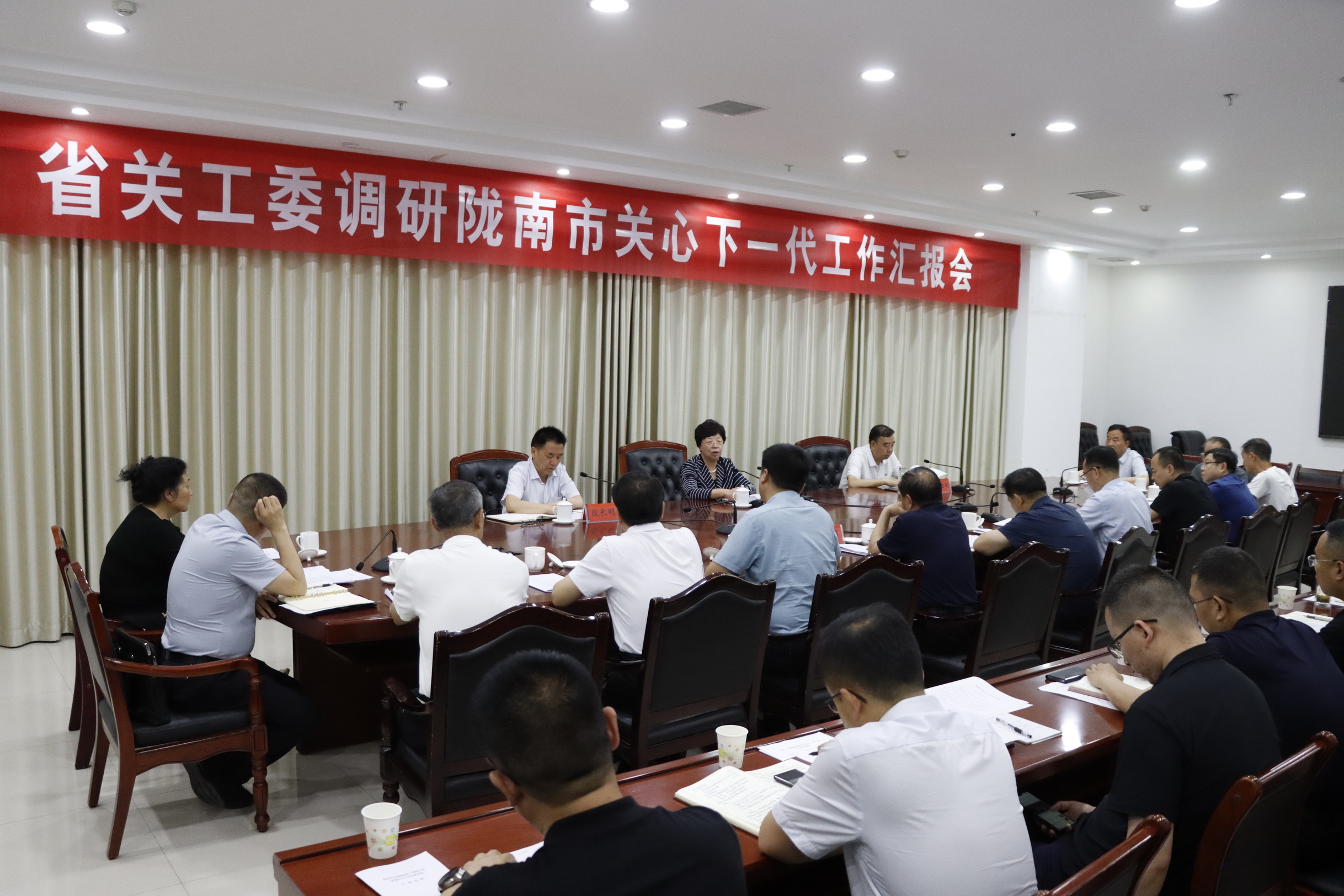 甘肅省關工委副主任崔玉琴一行深入基層調研關心下一代工作