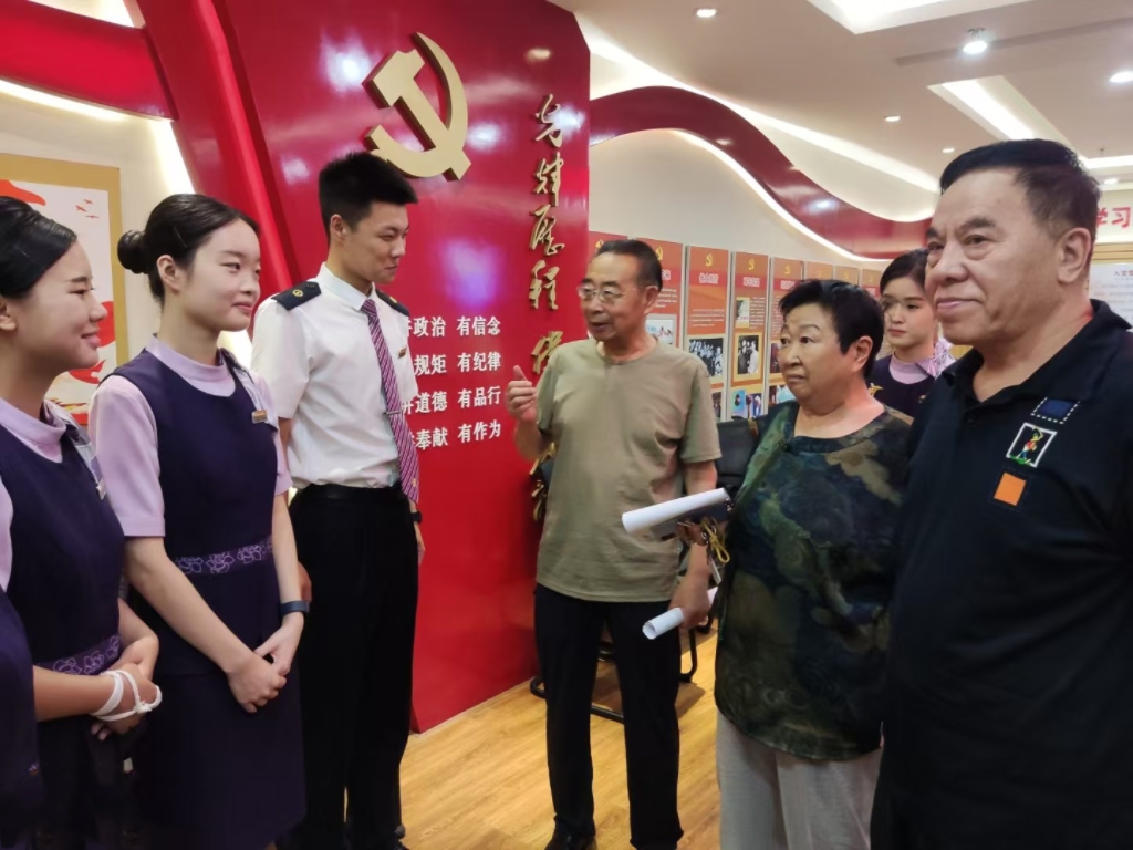 沈陽客運段關工委為新職人員上好入路第一課