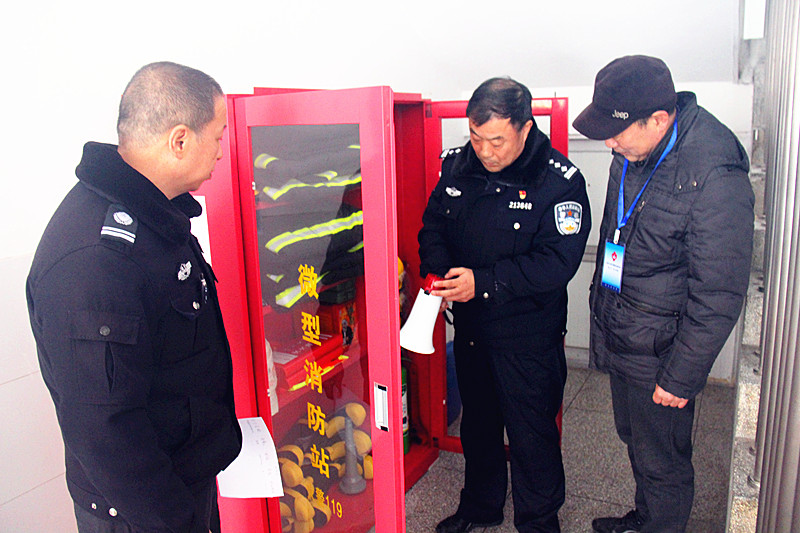 江蘇省南京市玄武區玄武湖街道關工委聯合開展冬季校園消防安全專項檢查