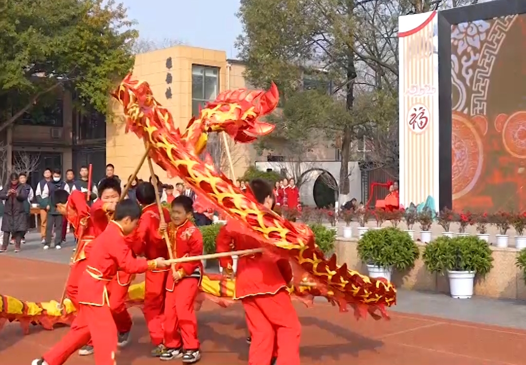 《關(guān)愛未來》134期：成都天回實驗小學(xué)傳承中國文化“廟”趣橫生