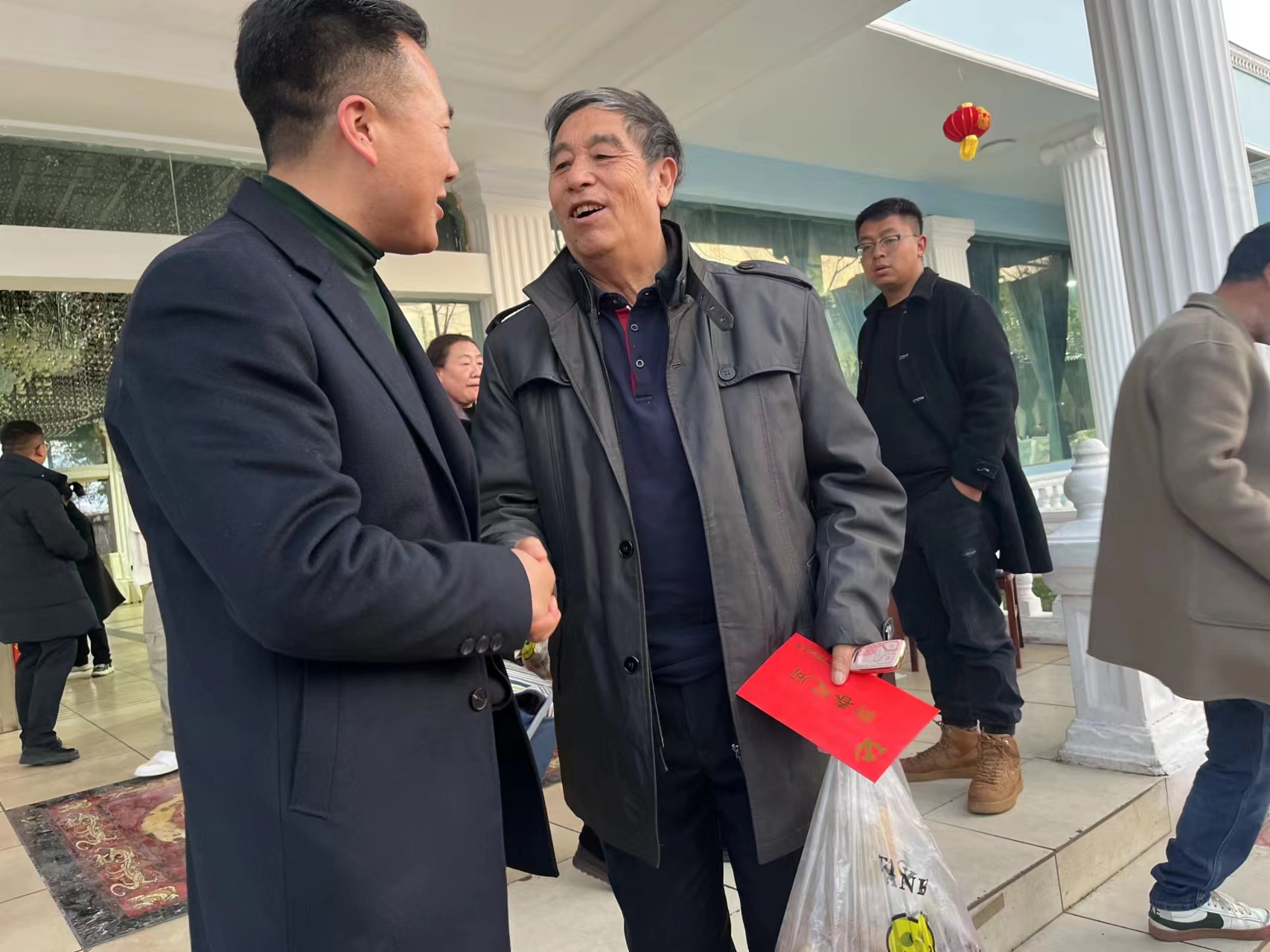 涼山州昭覺縣關(guān)工委開展“五老”新春慰問活動
