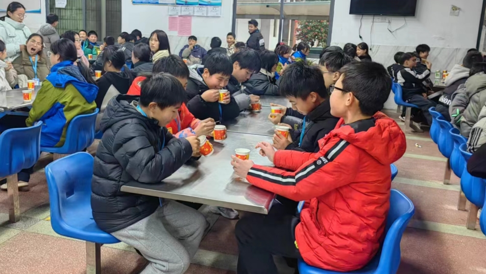 江西撫州崇仁：關愛留守兒童，歡樂過元宵！