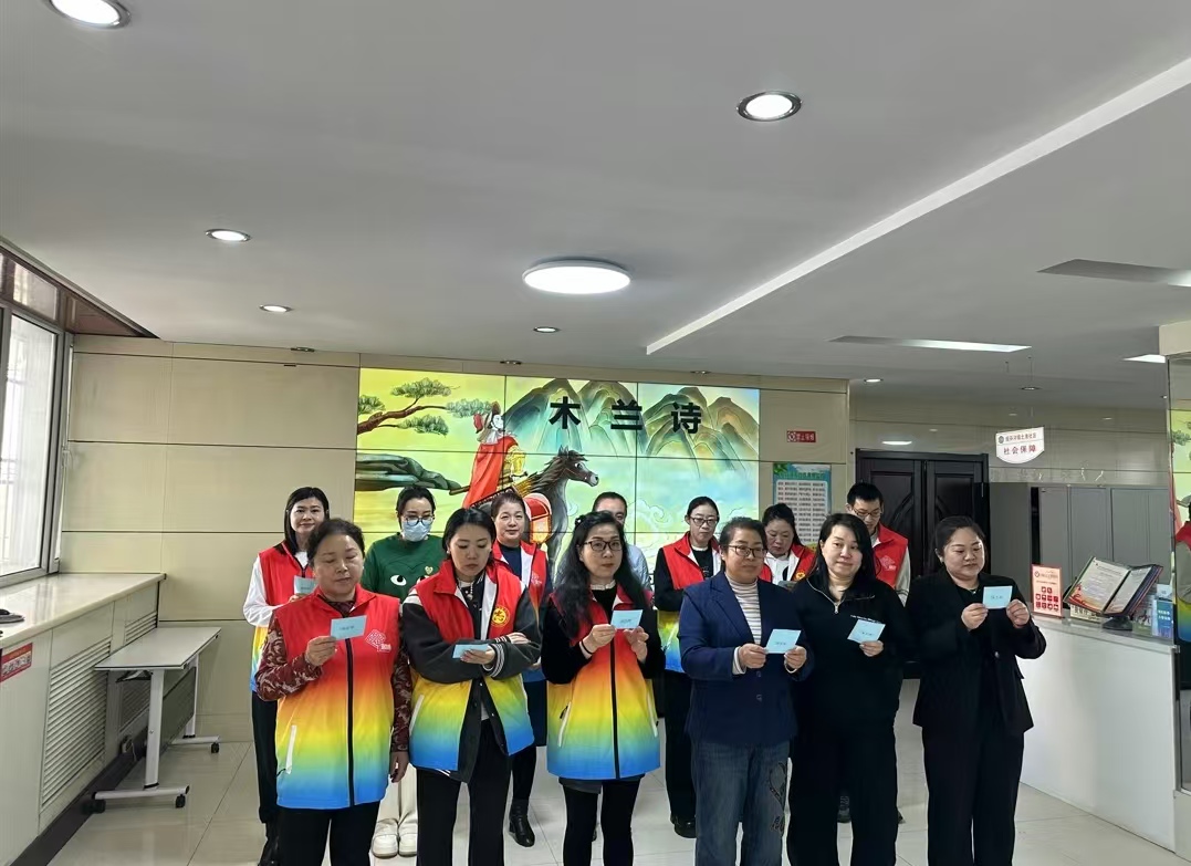 黑龍江省牡丹江市綏芬河市綏芬河鎮北海社區關工委與社區工會聯合開展“國學經典，心口相傳”活動