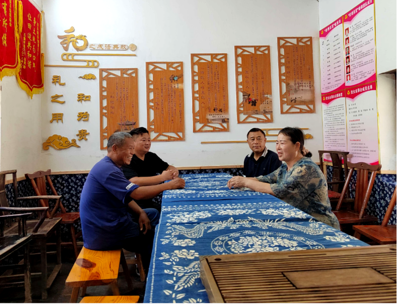 關(guān)工好人相依戀，唯求大愛滿人間