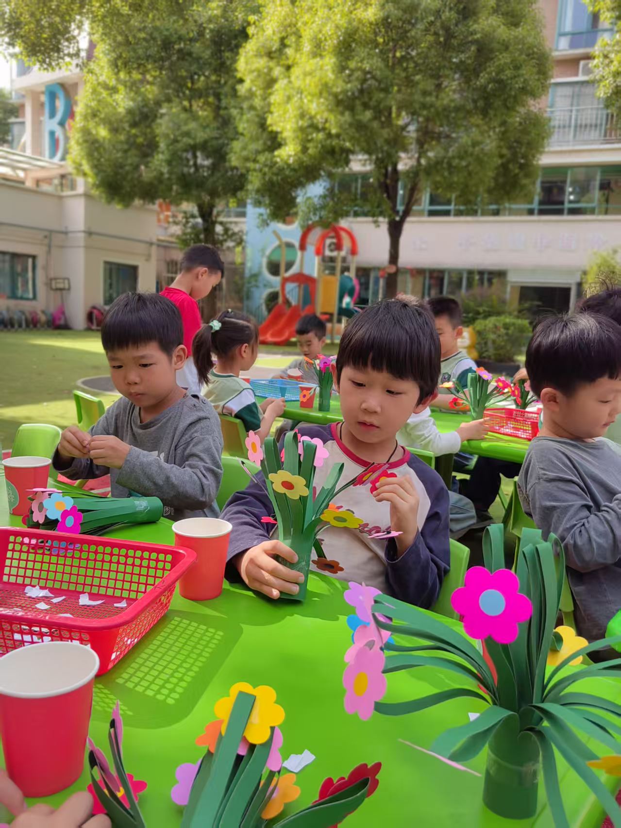 以愛之名，感恩母親——新余市渝水區城北街道春龍社區關工委聯合北湖星城幼兒園開展母親節活動