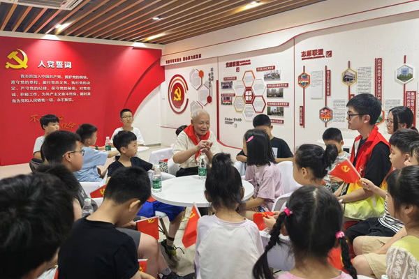 識途老“馬”奮蹄關工路