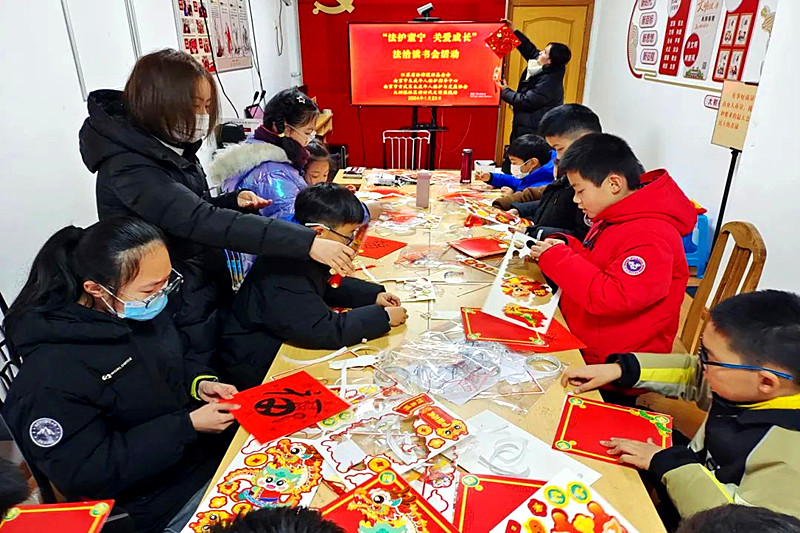 江蘇省南京市玄武區大樹根社區關工委開展“法護童寧，關愛成長”法治讀書會活動(3).jpg