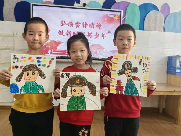 元寶山區(qū)三幼小雷鋒活動照片10jpg_副本.jpg