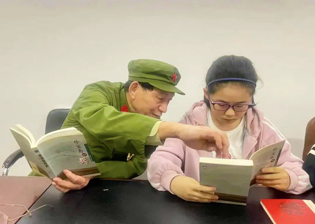 崇儉閱讀二.jpg