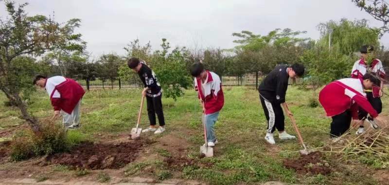 1713880076215979.jpg 研學1.jpg