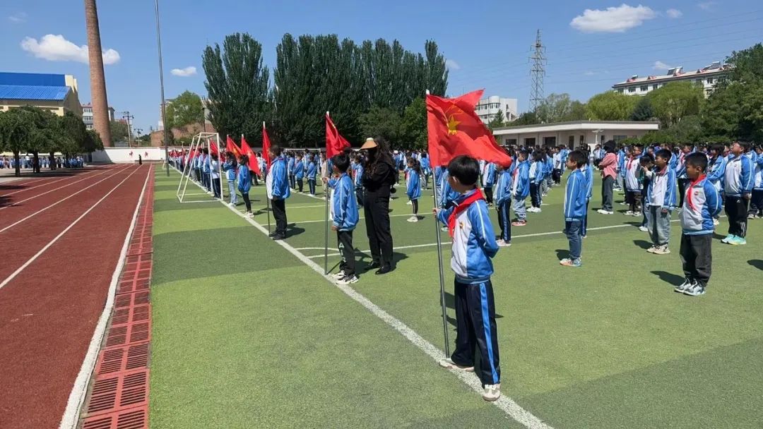 元寶山區向陽小學入隊儀式照片3.jpg