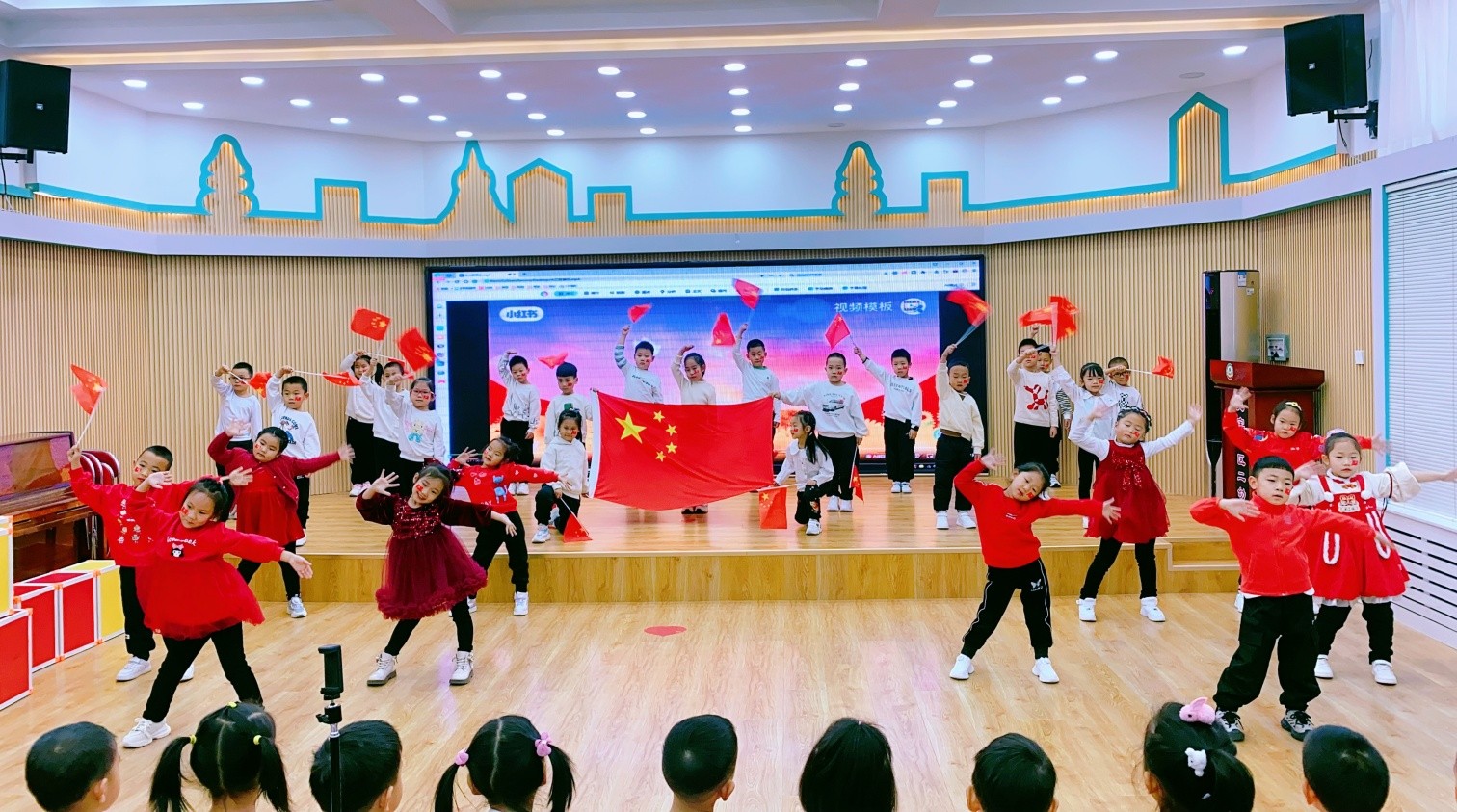 元寶山區第二幼兒園“童心向黨，歌聲飛揚”活動照片4_副本.jpg
