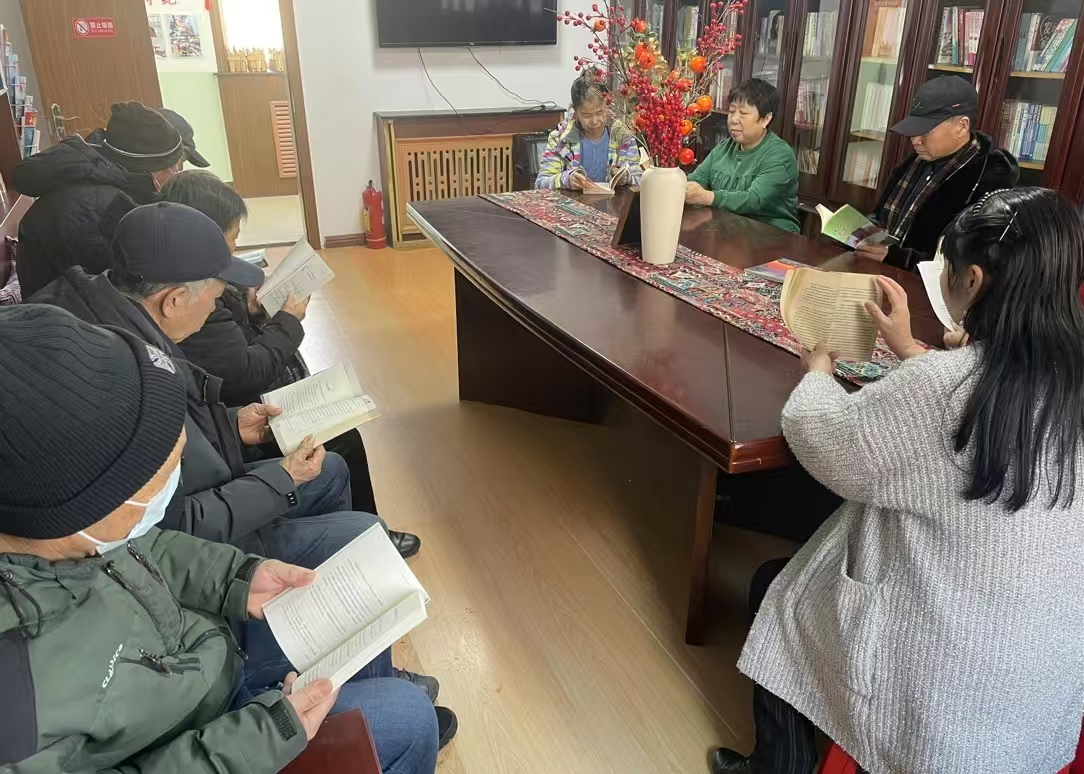 友誼社區(qū)讀書(shū)3.jpg