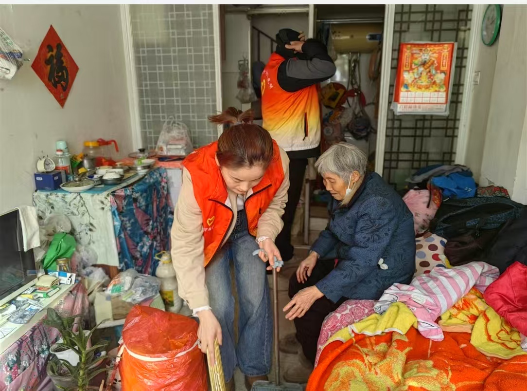 建南社區敬老二.jpg