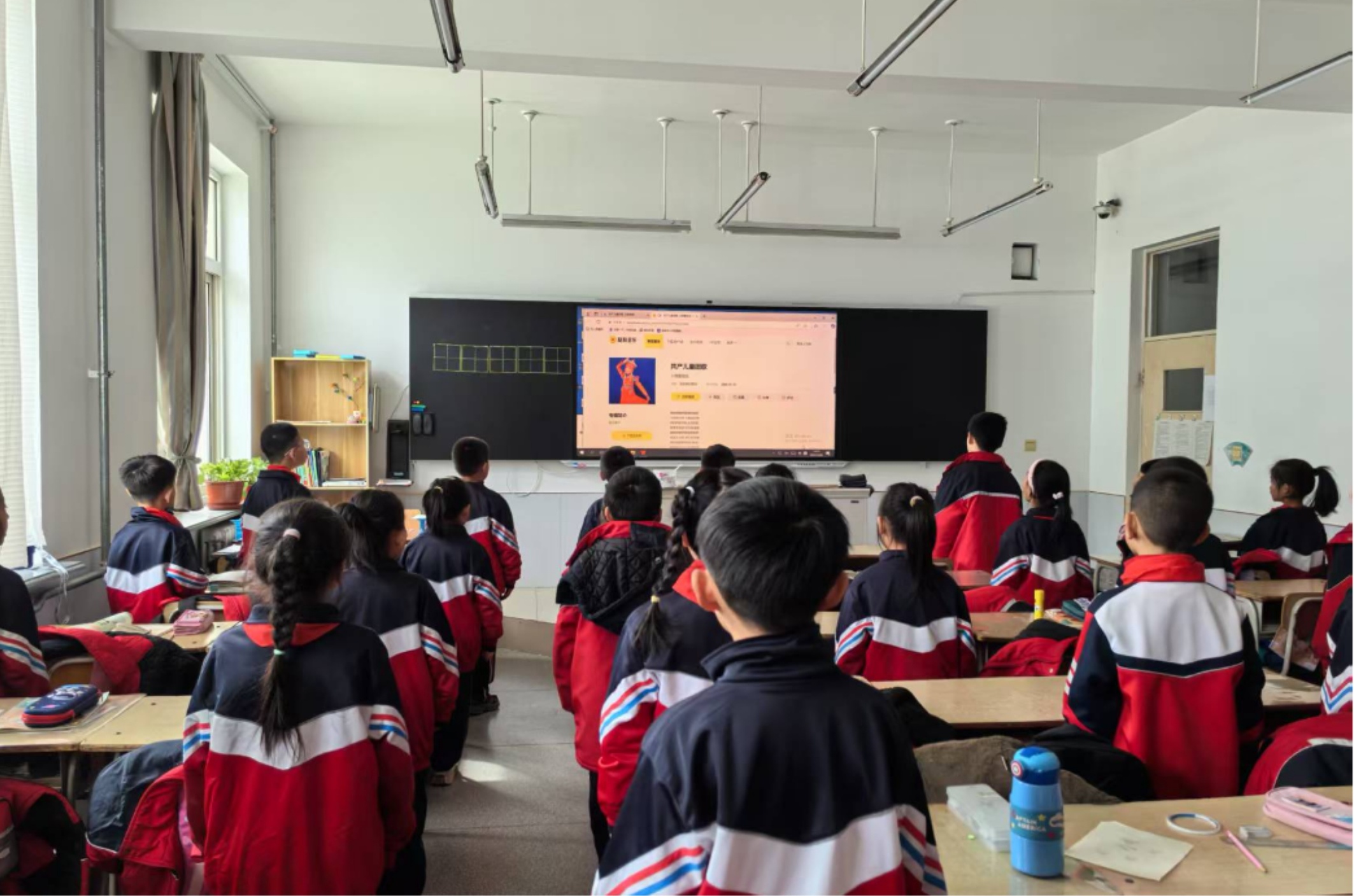 元寶山區星光小學關工委清明節活動照片6_副本.jpg