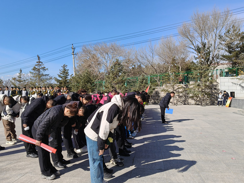 元寶山區向陽小學清明節活動照片6_副本.jpg