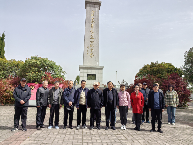 4.12陵園宣講1.jpg