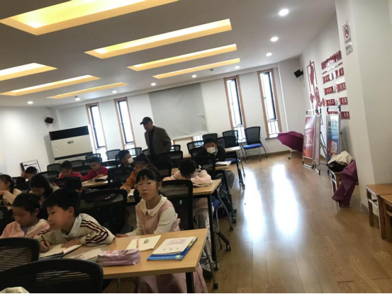 同里鎮魚行社區 “五老”傾心育幼苗2.png