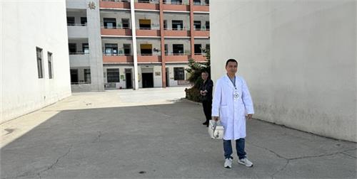 6af6de0bb5f7c109e4c03f8c5e064636_看圖王.jpg