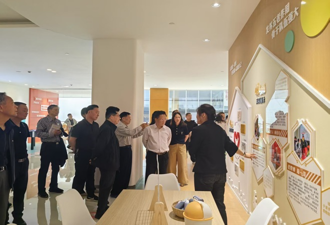 江蘇省江陰市關(guān)工委到吳江考察交流.png