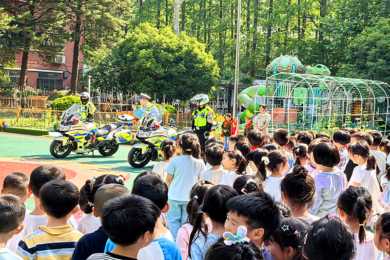 江蘇省南京市玄武區(qū)新街口街道大石橋社區(qū)開展“防災(zāi)減災(zāi)，安全‘童’行”主題活動(1).jpg
