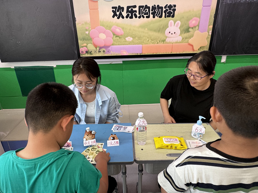 元寶山區(qū)平礦一小“無(wú)筆測(cè)試綜合實(shí)踐”活動(dòng)照片6_副本.jpg