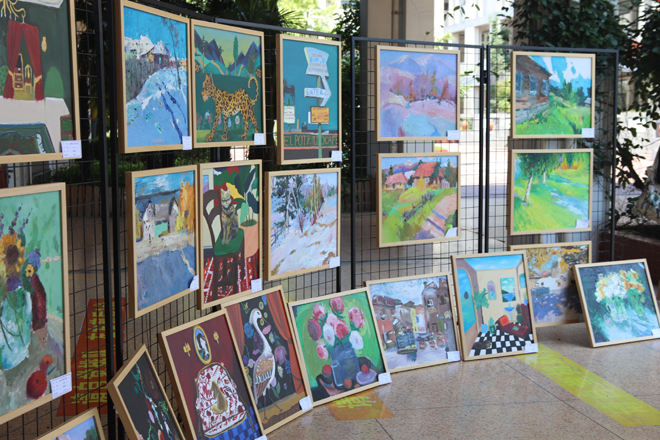 我區第三屆“站館校”教育聯盟美育成果展在八坼小學舉辦4.png