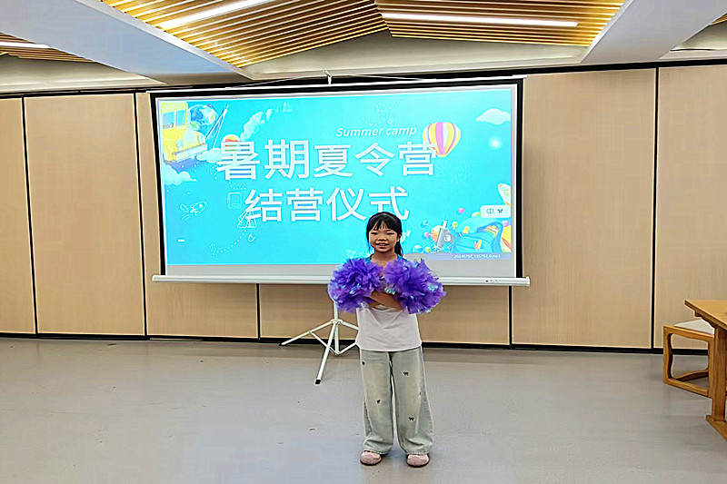 江蘇省南京市玄武區(qū)玄武湖街道櫻駝花園社區(qū)“愛心暑托班”圓滿結(jié)束(3).jpg
