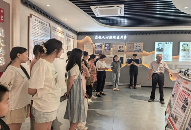大潮村關工委暑托服務抗日主題活動.jpg