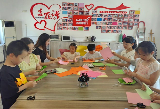 【震澤鎮(zhèn)】大船港：處暑荷燈映親情 共品石榴話團(tuán)圓2.jpg