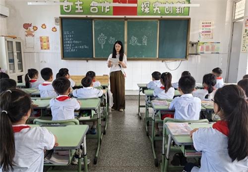50b0242fb2f159666362325cce6d67c9_看圖王.jpg